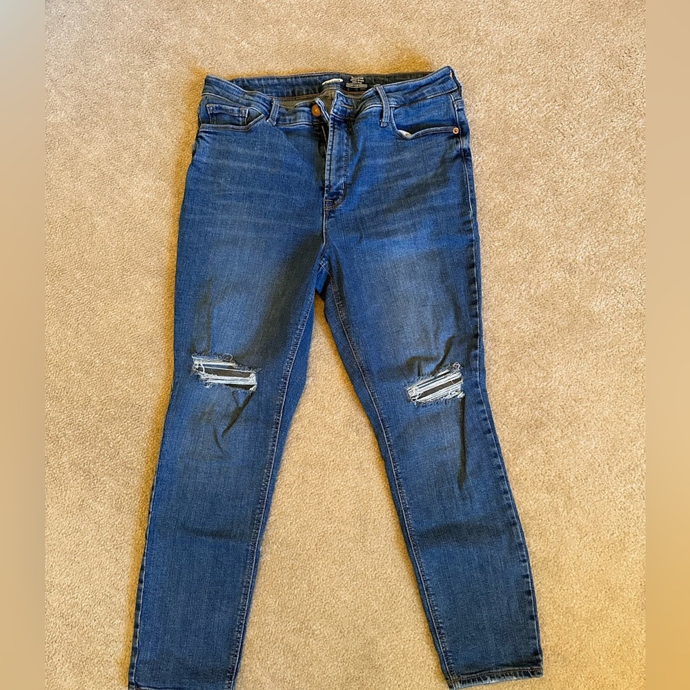 Women’s Old Navy Ripped Super High Skinny Jeans